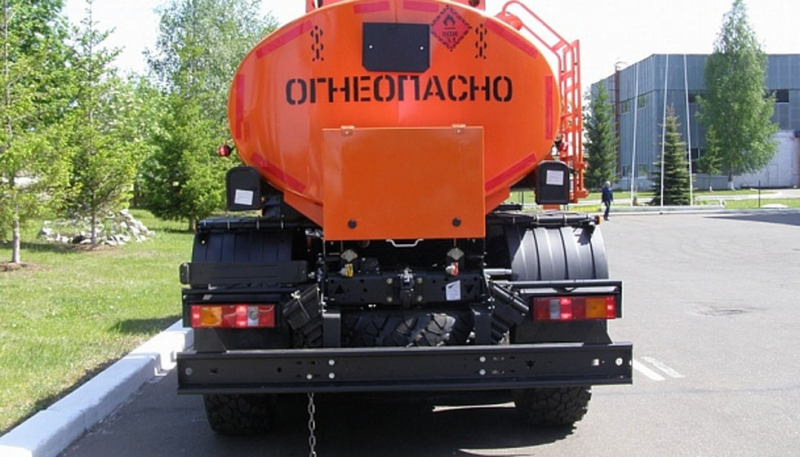 НефАЗ 66061 3542 Емкостно-наливная техника (автоцистерна)